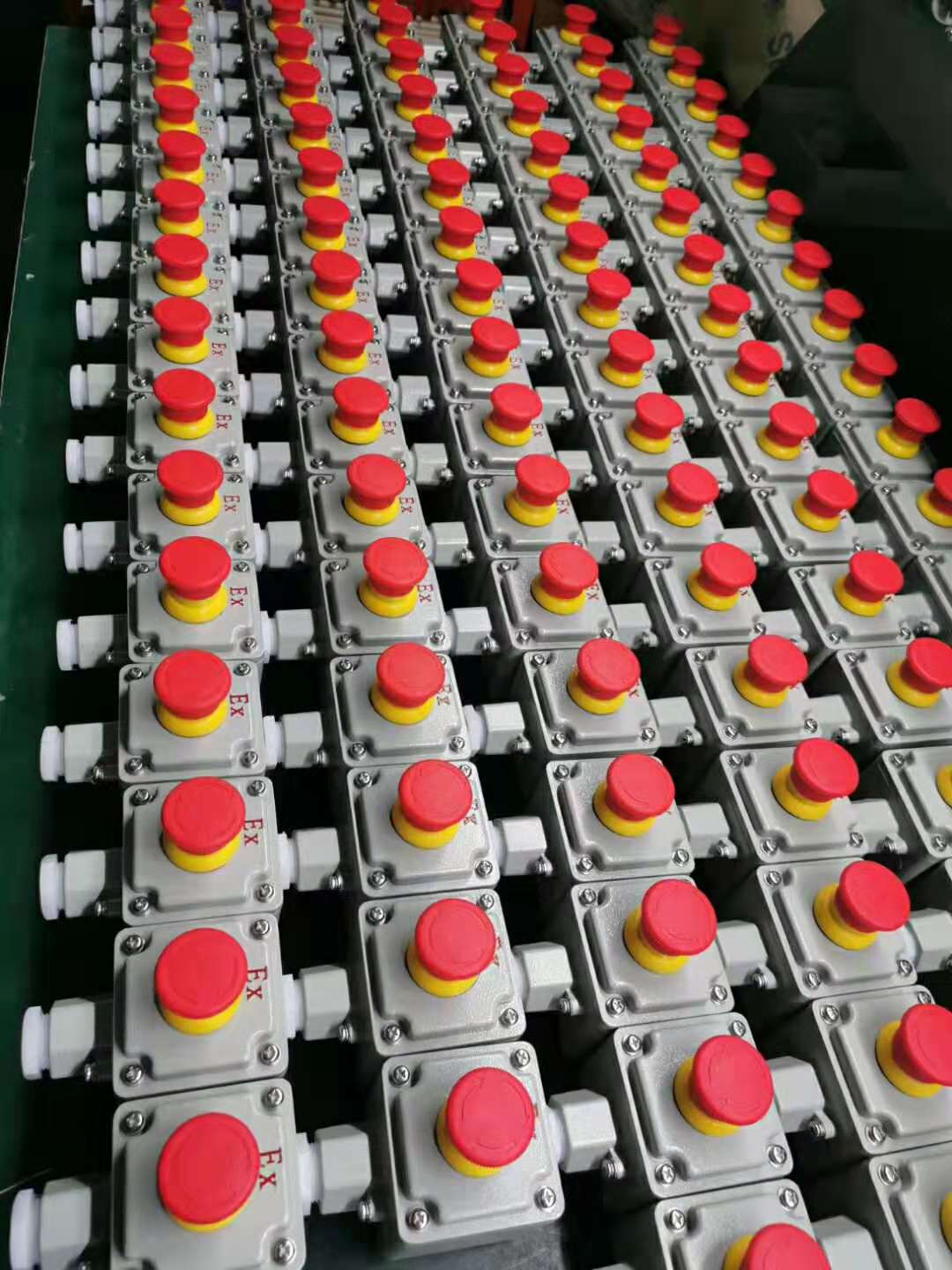 西安防爆急停按钮盒厂家